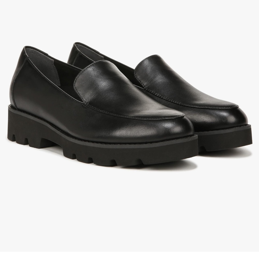 New! Women’s Vionic Kensley black leather loafer 12